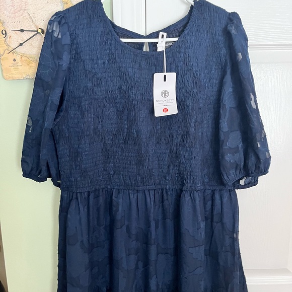 NWT navy tiered maxi dress - Picture 4 of 7
